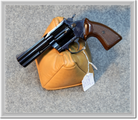 Revolver-Franchi-Roma