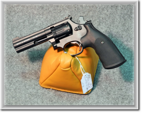 Revolver-S&W-CO2